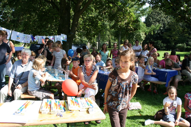 gal/2009/2009 Kinderfest Folkwang - Kinder fuehren Kinder 15.09/IMG_7945.JPG
